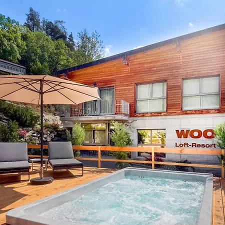 Woo Loft Lägenhet