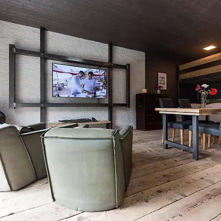 Woo Loft Апартаменты